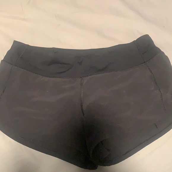 Lululemon Speed Up Short 2.5” - Picture 3 of 6